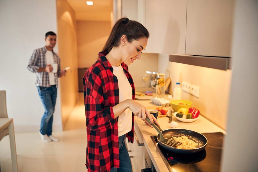 cucinare su piano a induzione